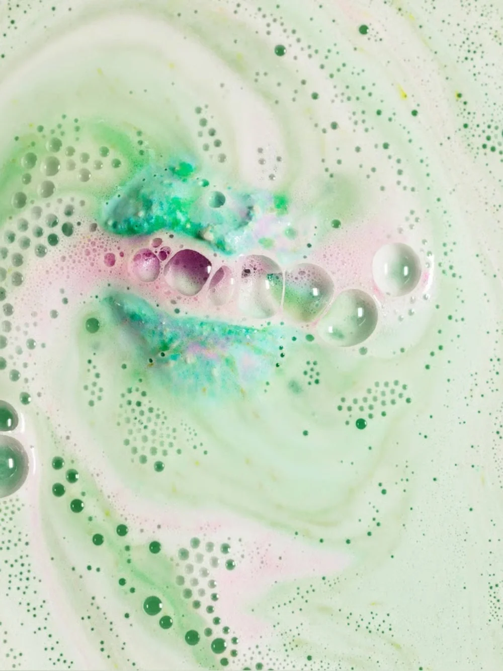 Lush Lakes Bath Bomb 🛁🫧